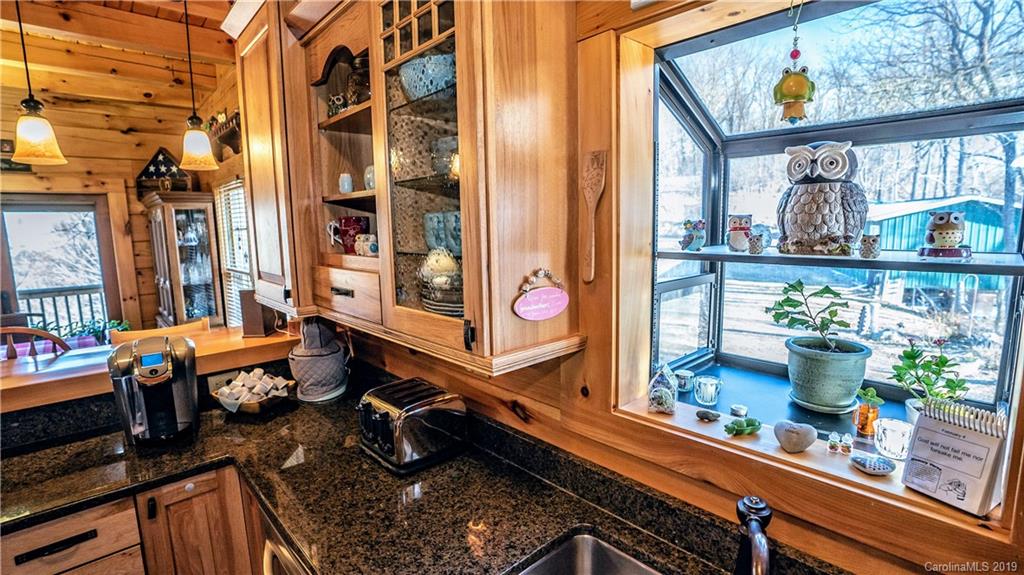 101 Garnet Ridge Marshall, NC 28753 - Photo 13 of 38 Gallery Image 13