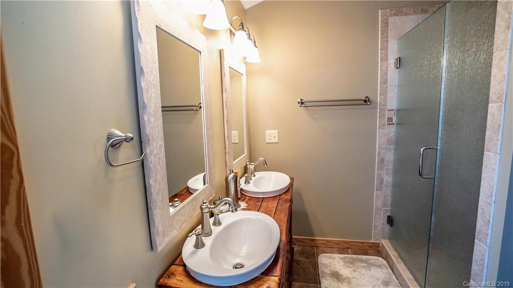 101 Garnet Ridge Marshall, NC 28753 - Photo 26 of 38 Gallery Image 26