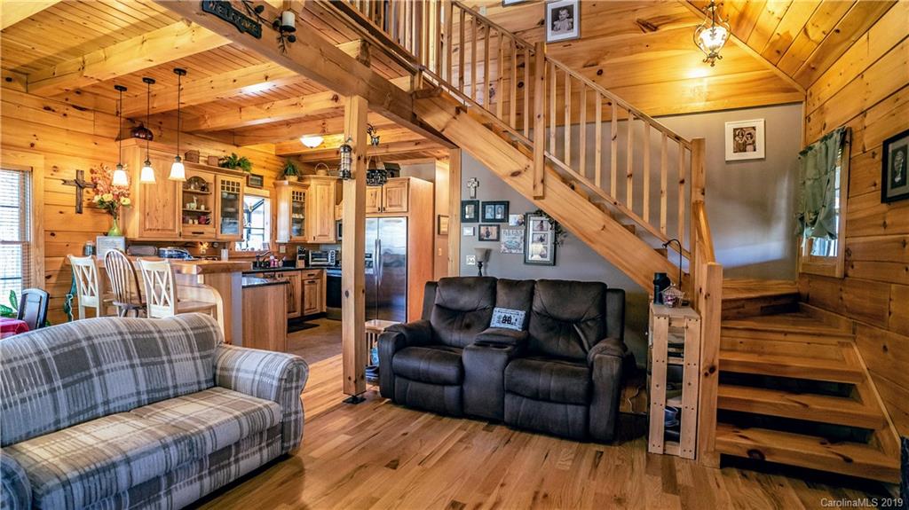 101 Garnet Ridge Marshall, NC 28753 - Photo 10 of 38 Gallery Image 10