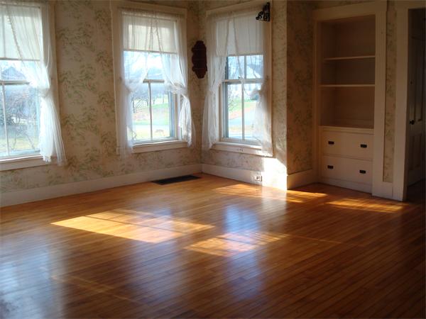 17 Library Street Bernardston, MA 01337 - Photo 3 of 8 Gallery Image 3