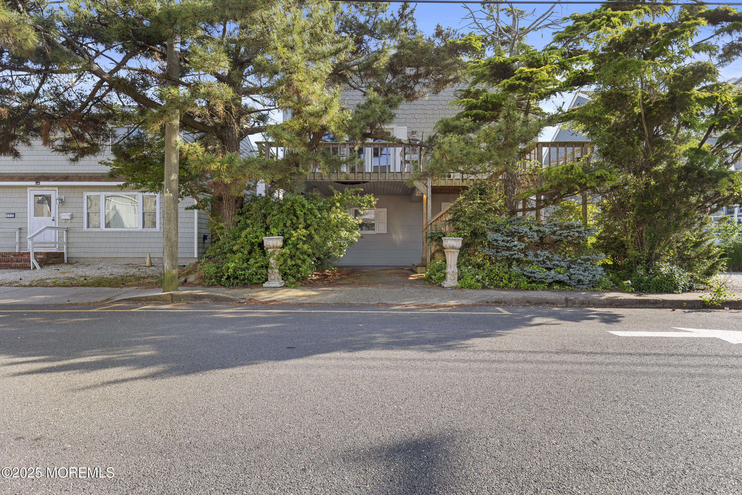 416 Dock Road Beach Haven, NJ 08008 - Photo 1 of 25 front view of a house