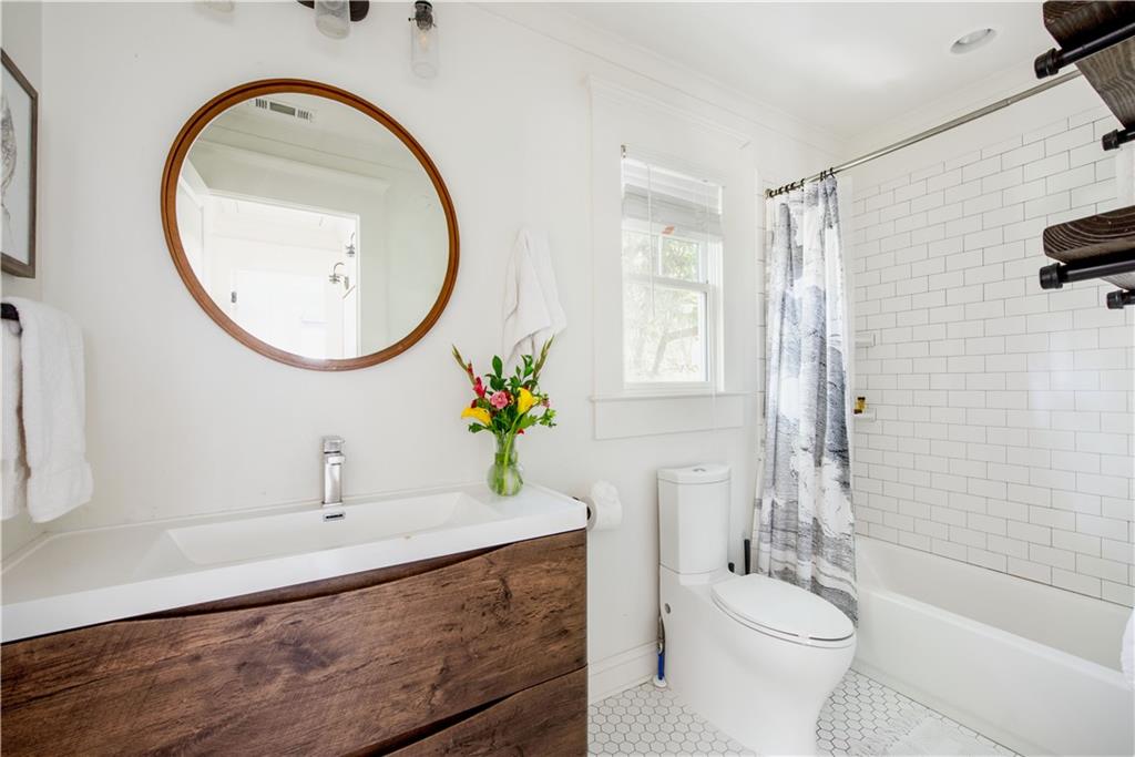 352 Sinclair Avenue Northeast Atlanta, GA 30307 - Photo 14 of 19