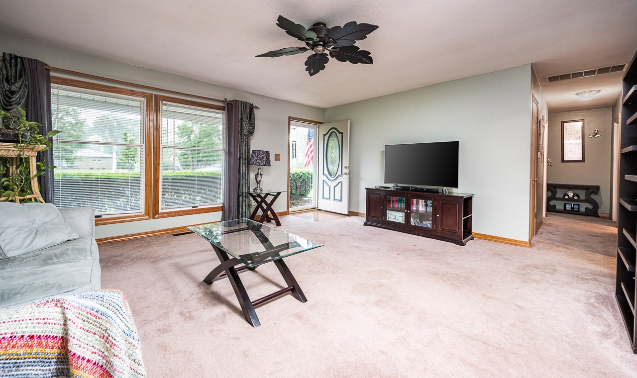 1613 Lower Huntington Road Fort Wayne, IN 46819 - Photo 8 of 35