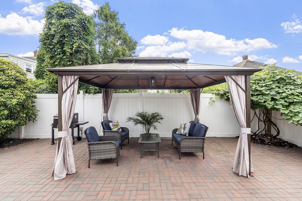 39 Grant Road Malden, MA 02148 - Photo 1 of 42 Gallery Image 1