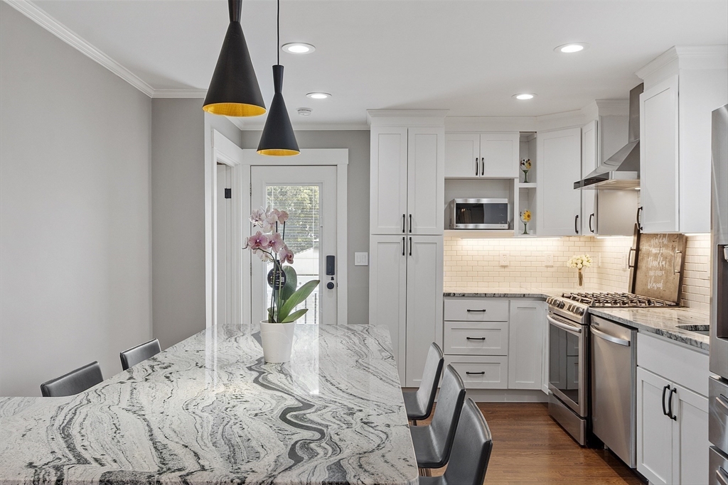 39 Grant Road Malden, MA 02148 - Photo 11 of 42 Gallery Image 11