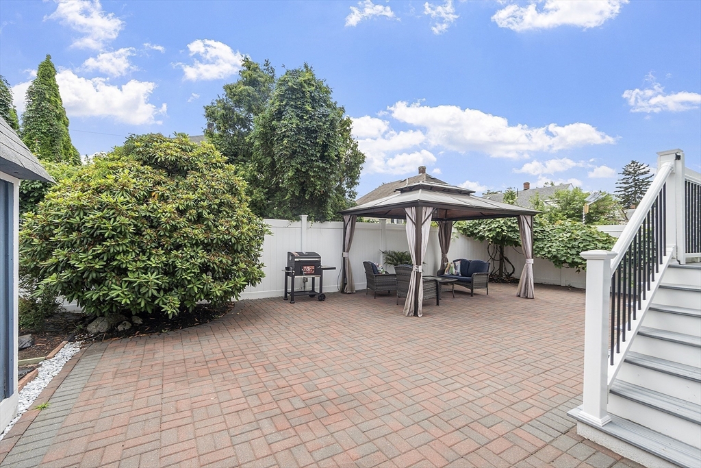 39 Grant Road Malden, MA 02148 - Photo 4 of 42 Gallery Image 4
