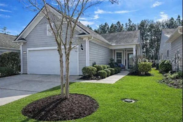 $395,000 | 208 Gleneagle Court, Bluffton, SC 29909
