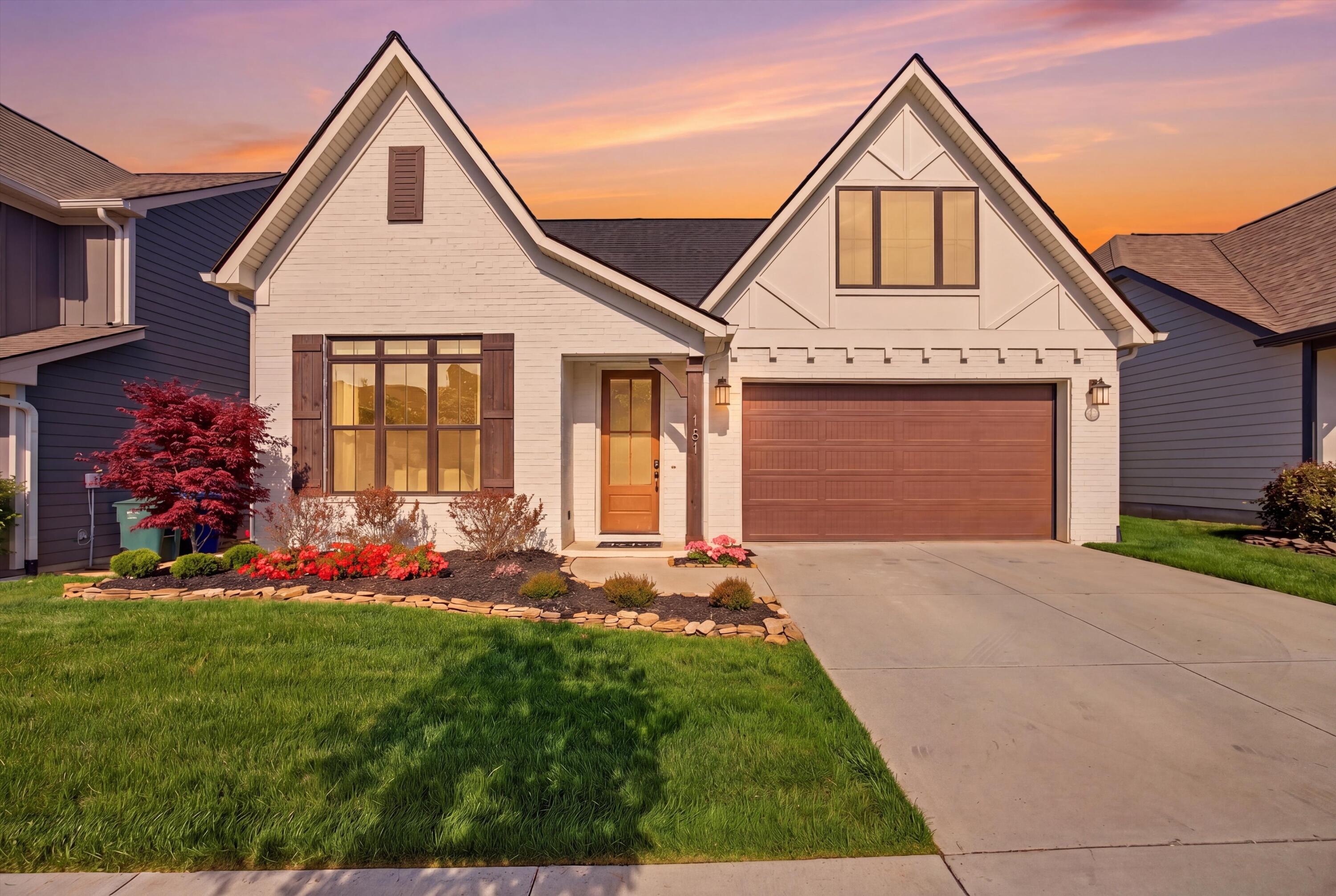 131 Yellowstone Way Chattanooga, TN 37415 - Photo 3 of 56 02-IMG_7440_reedit_5b87a56b_twilight_2dd