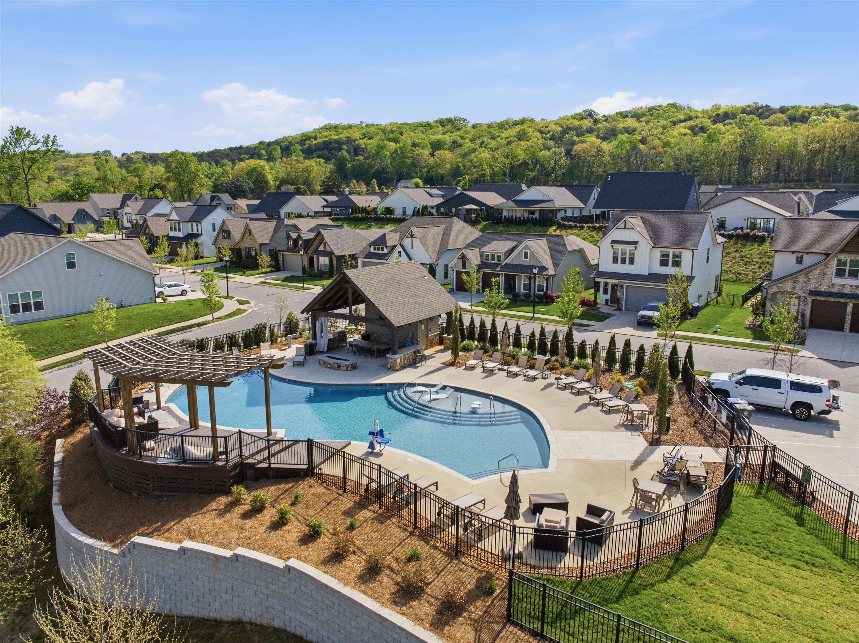 131 Yellowstone Way Chattanooga, TN 37415 - Photo 48 of 56 50-DJI_20260410104935_0988_D