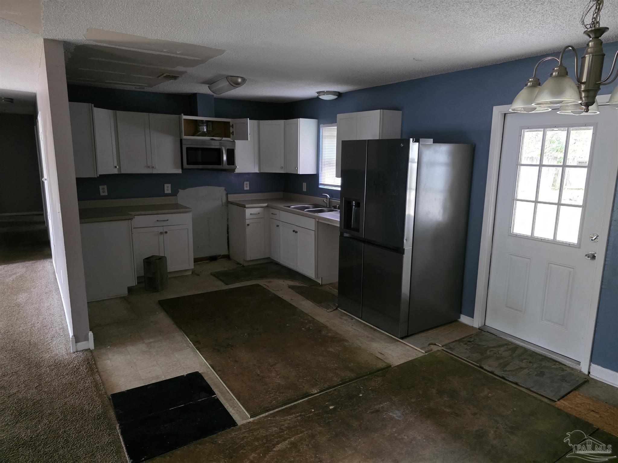 6207 Wyndotte Road Pensacola, FL 32526 - Photo 8 of 18