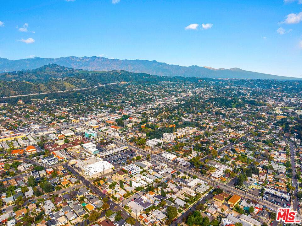 2233 Addison Way Los Angeles, CA 90041 - Photo 19 of 20