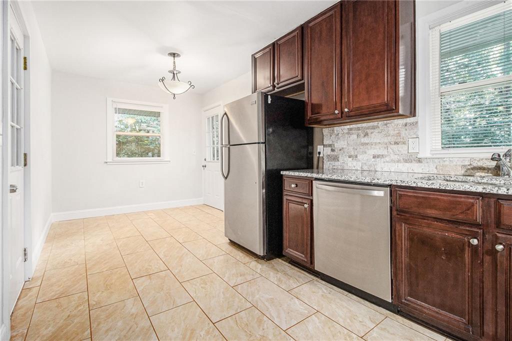 1686 Derrill Drive Decatur, GA 30032 - Photo 9 of 26