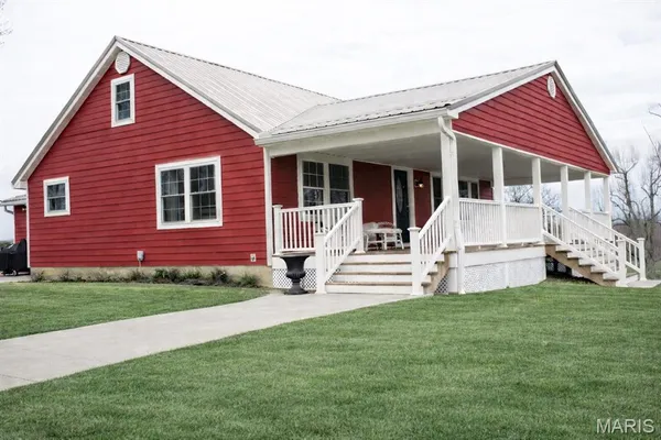 $799,000 | 9081 West Red Oak Road, Rosebud, MO 63091