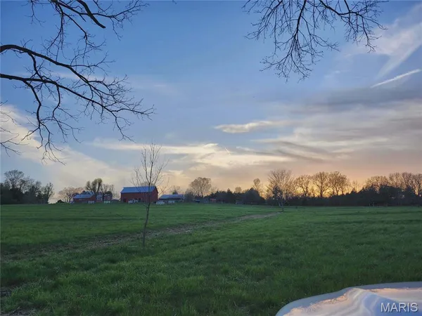 $799,000 | 9081 West Red Oak Road, Rosebud, MO 63091