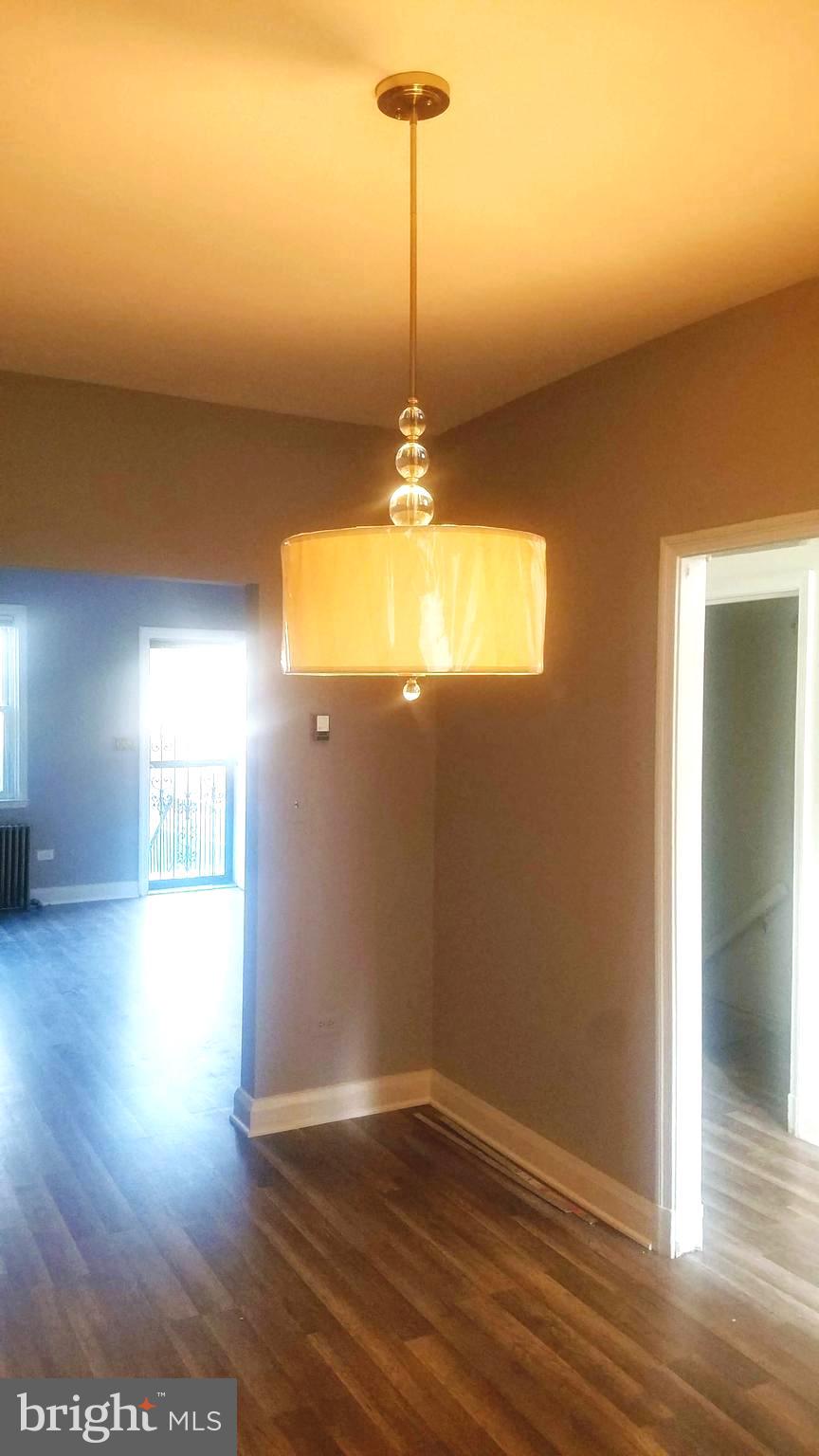 4106 Evans Chapel Road Baltimore, MD 21211 - Photo 5 of 14 Dining area