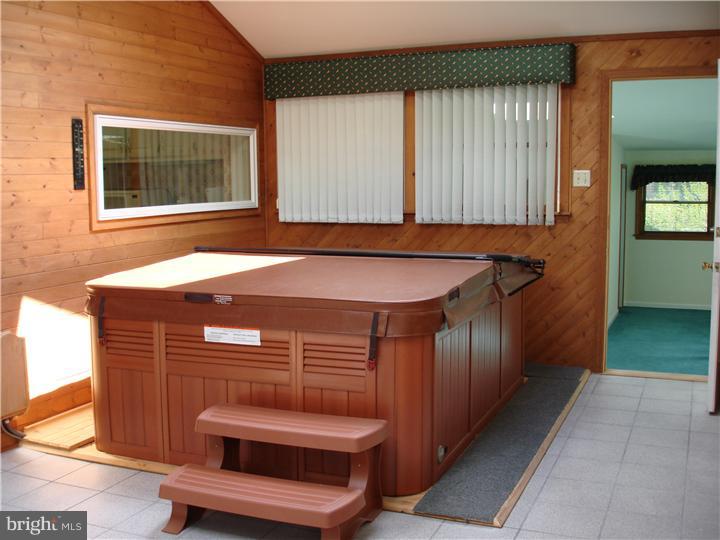 1599 Williams Road Abington, PA 19001 - Photo 10 of 20 Hot Tub