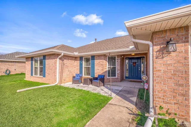 $323,500 | 6759 Fort Deposit Drive, Pensacola, FL 32526