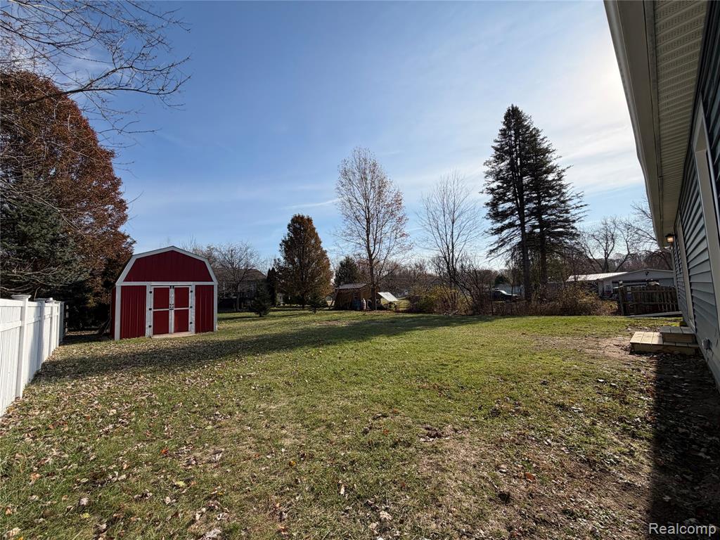2218 Disch Street Flushing, MI 48433 - Photo 20 of 24