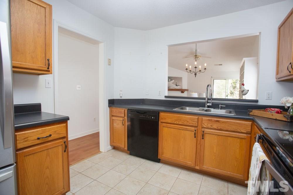 5 Pendleton Court Durham, NC 27713 - Photo 8 of 23