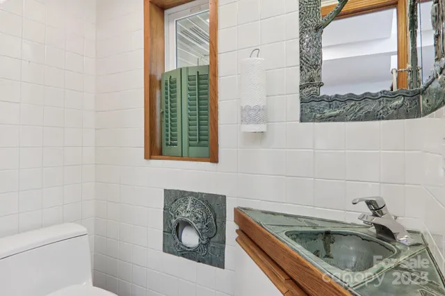 a building outdoor space with patio furniture