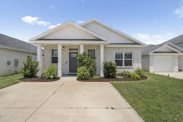 $2,200 | 105 Aleczander Preserve Court, Panama City, FL 32404