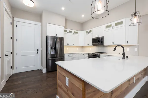 $699,900 | 116 West Main Street, Blue Ridge, GA 30513