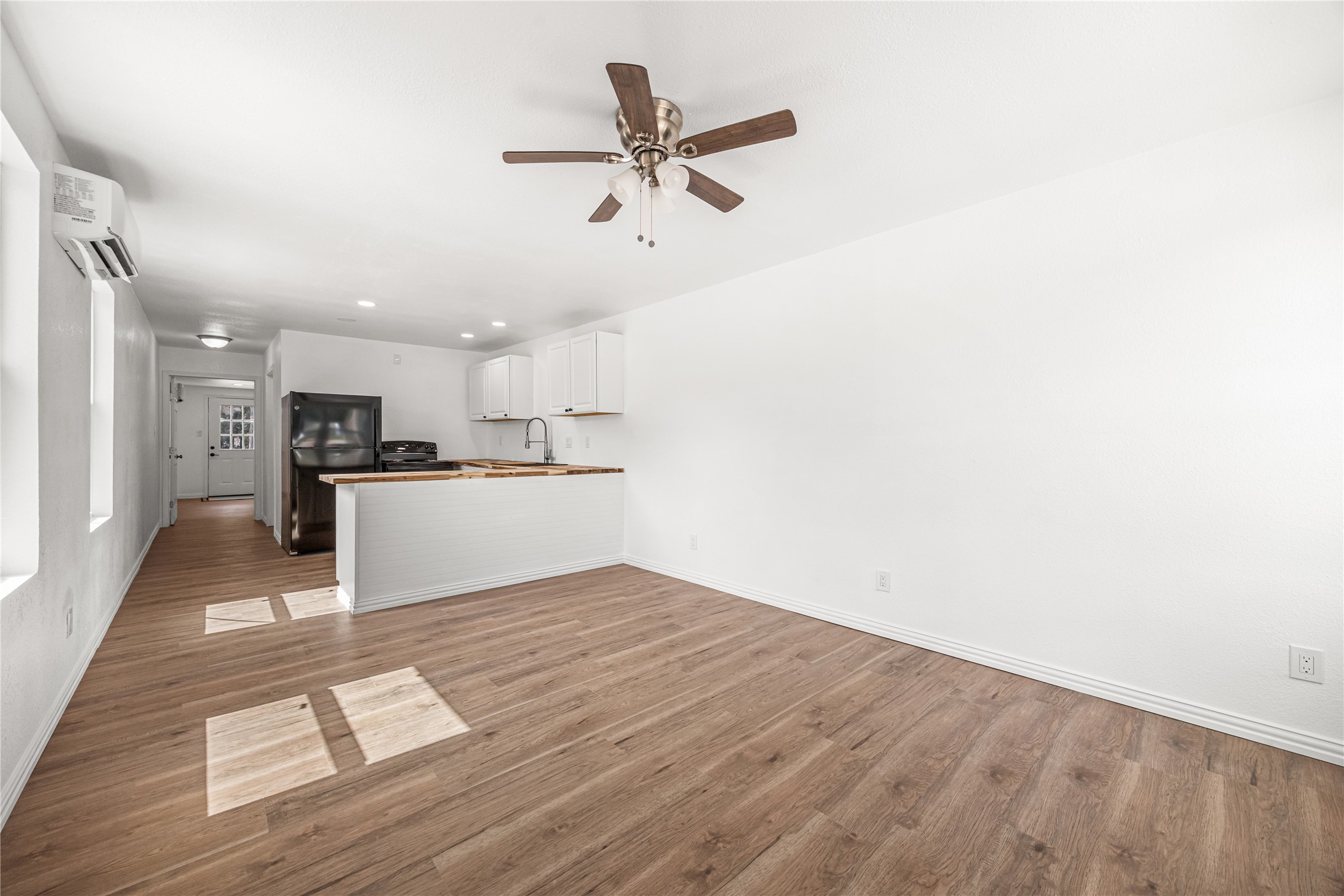 28096 7 Sisters Road, Unit B New Caney, TX 77357 - Photo 13 of 13 Large open floor plan