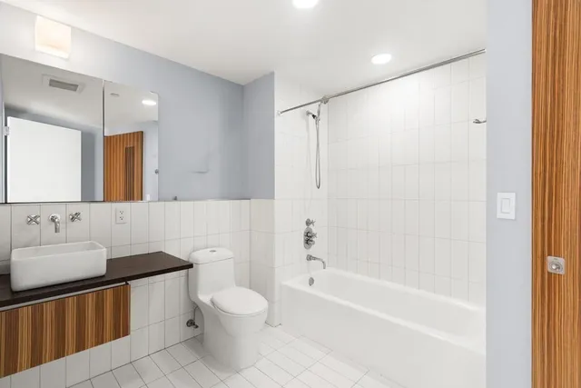 $4,000 | 141 Dorchester Avenue, Unit 318, Boston, MA 02127