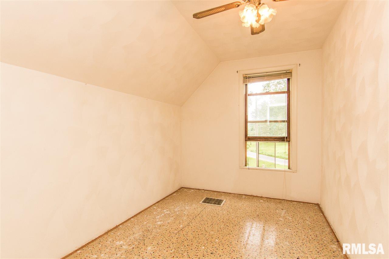 1217 Hickory Grove Road Lacon, IL 61540 - Photo 17 of 30 Gallery Image 17
