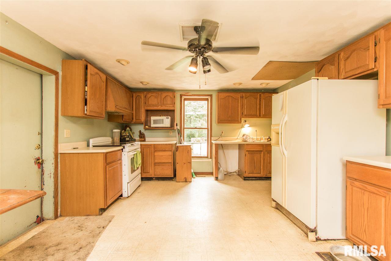 1217 Hickory Grove Road Lacon, IL 61540 - Photo 5 of 30 Gallery Image 5