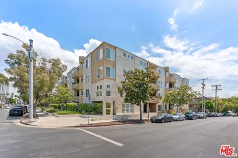 $789,000 | 10790 Rose Avenue, Unit 310, Los Angeles, CA 90034