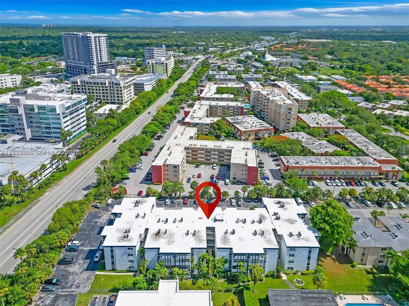 9159 Southwest 77th Avenue, Unit 314 Miami, FL 33156 - Photo 48 of 53 a view of city