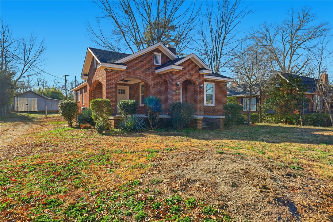 208 Cater Street Anderson, SC 29621 - Photo 2 of 36