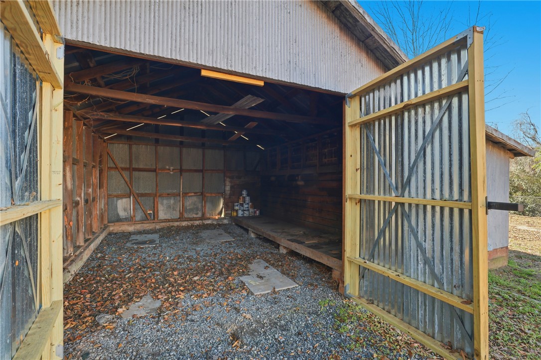 208 Cater Street Anderson, SC 29621 - Photo 25 of 36 Storage Shed