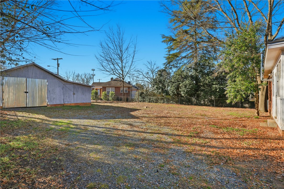 208 Cater Street Anderson, SC 29621 - Photo 26 of 36