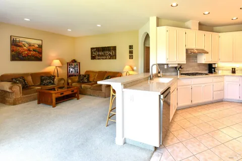 $999,000 | 318 Schiappino Street, Santa Rosa, CA 95409