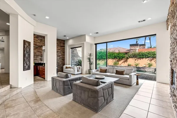 $15,000 | 50380 VÃa Serenidad, La Quinta, CA 92253