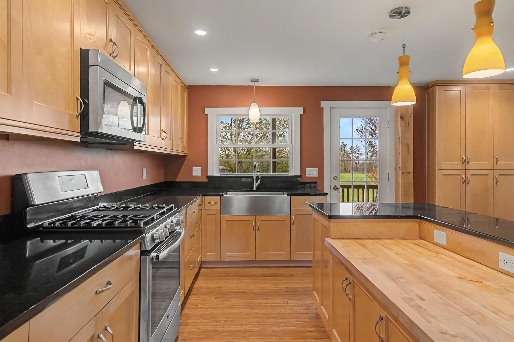 4282 Randolph Road Morristown, VT 05661 - Photo 7 of 59