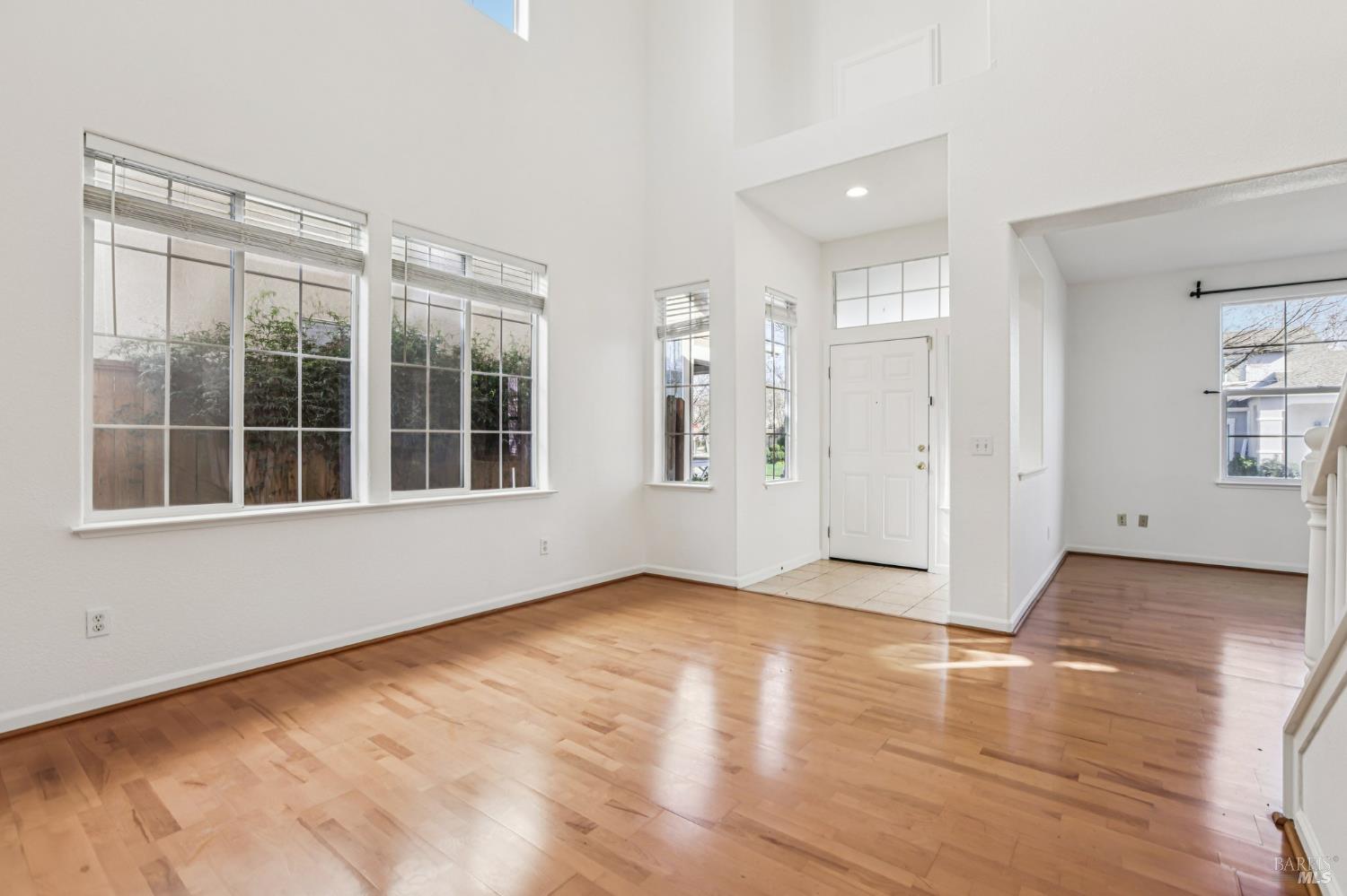 2623 Rosevine Lane Santa Rosa, CA 95407 - Photo 5 of 40