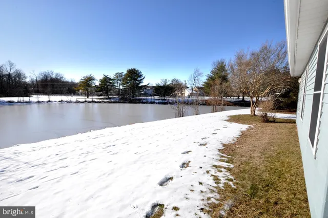 $390,000 | 3 Avandale Court, Mount Laurel, NJ 08054