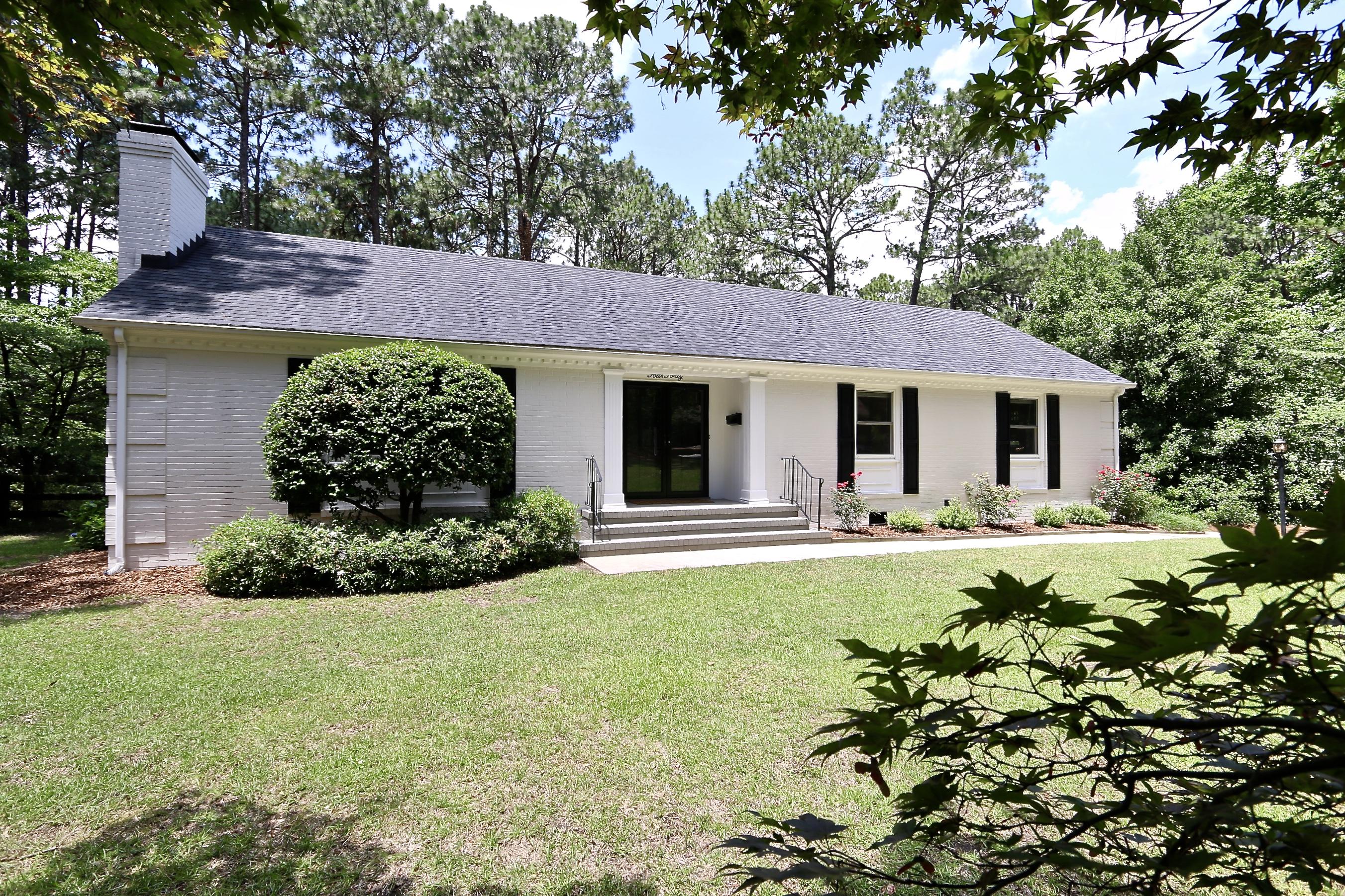 440 Crestview Road Southern Pines, NC 28387 - Photo 3 of 59 440 Crestview Road