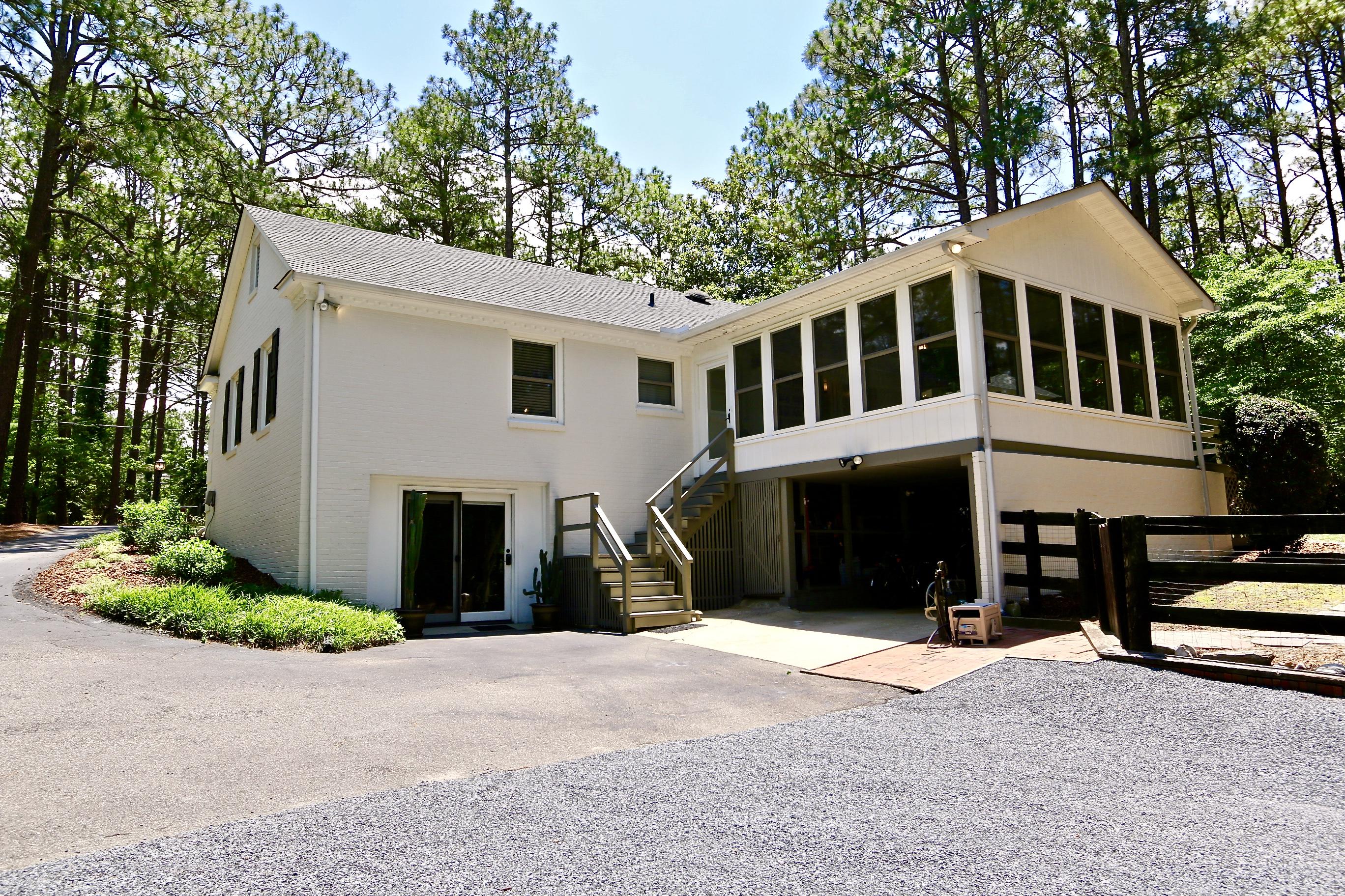 440 Crestview Road Southern Pines, NC 28387 - Photo 4 of 59 440 Crestview Road
