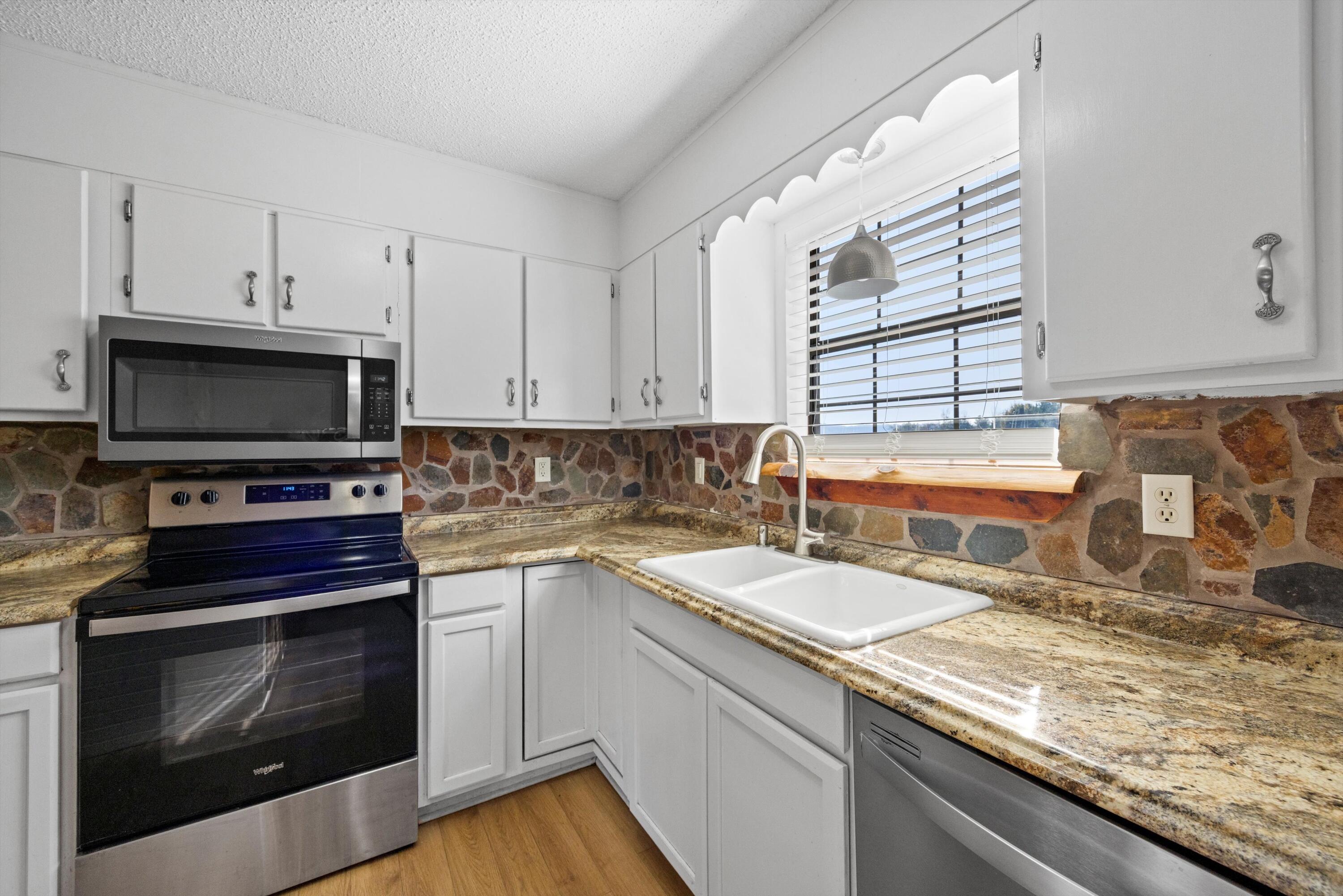 2049 Saunders Road Ringgold, GA 30736 - Photo 16 of 43 16-090A3202