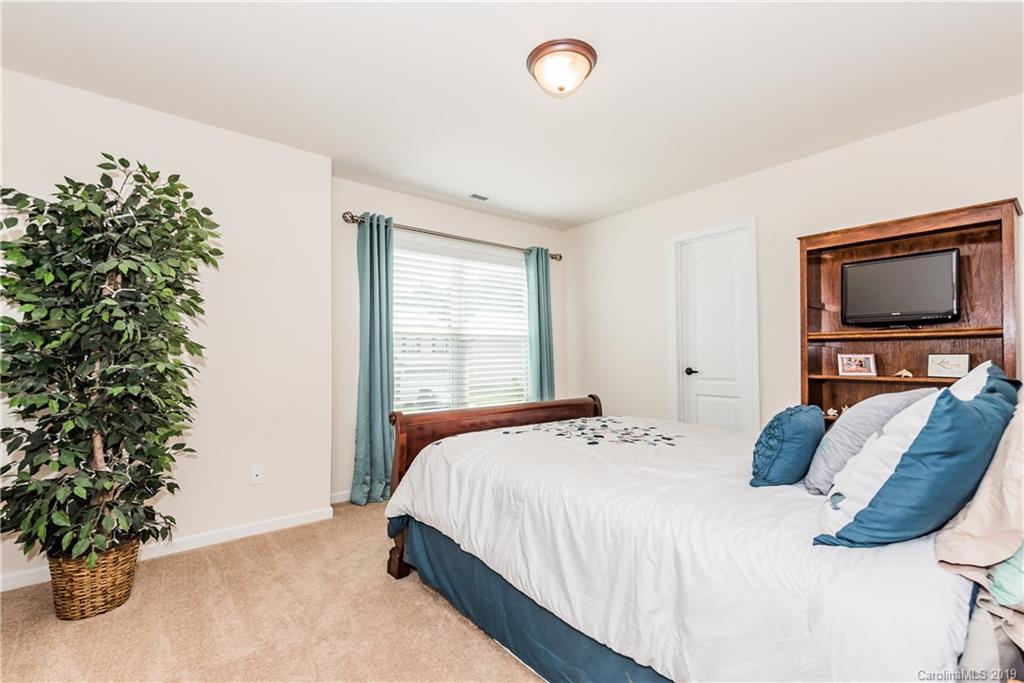 7327 Cedarfield Road Charlotte, NC 28227 - Photo 14 of 24 Gallery Image 14