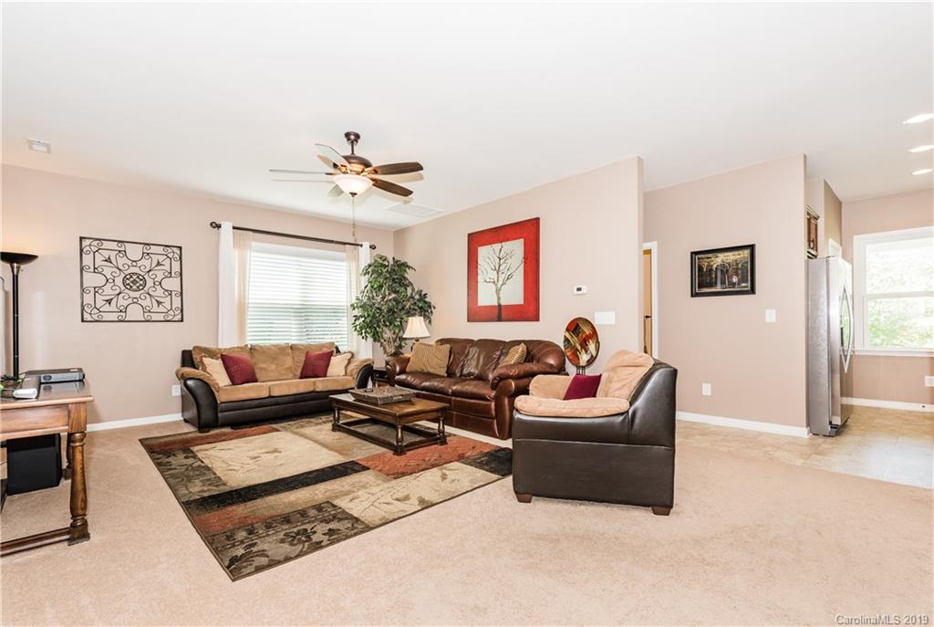7327 Cedarfield Road Charlotte, NC 28227 - Photo 3 of 24 Gallery Image 3