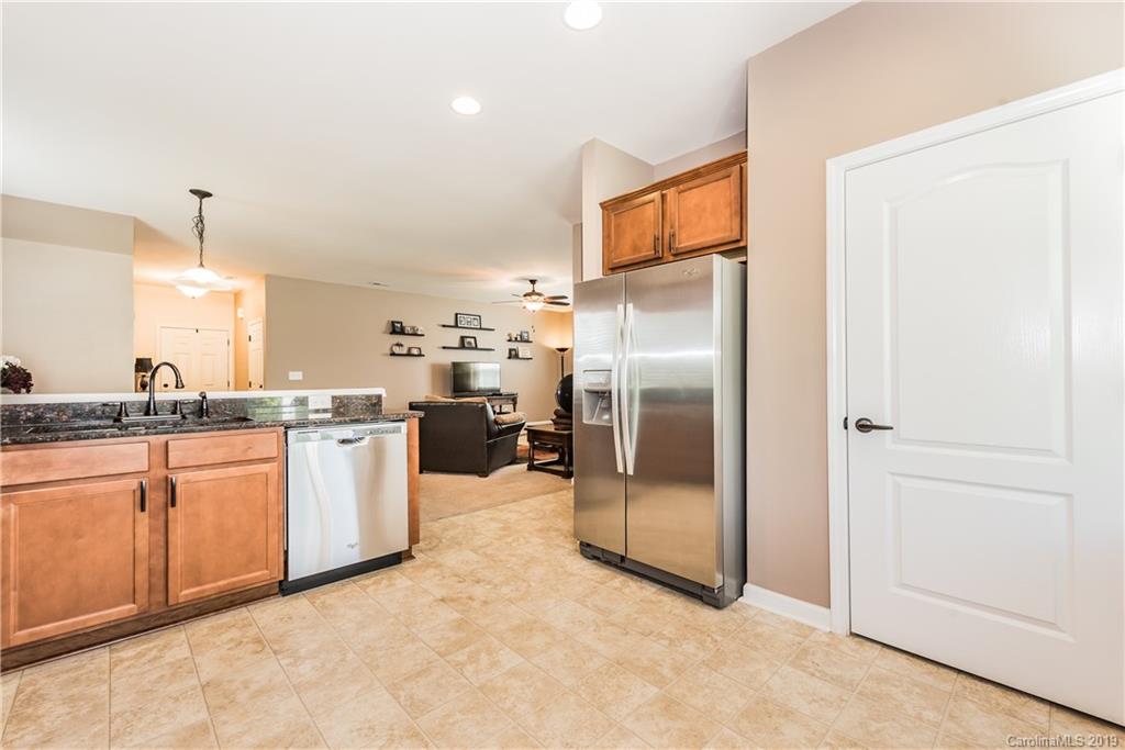 7327 Cedarfield Road Charlotte, NC 28227 - Photo 8 of 24 Gallery Image 8