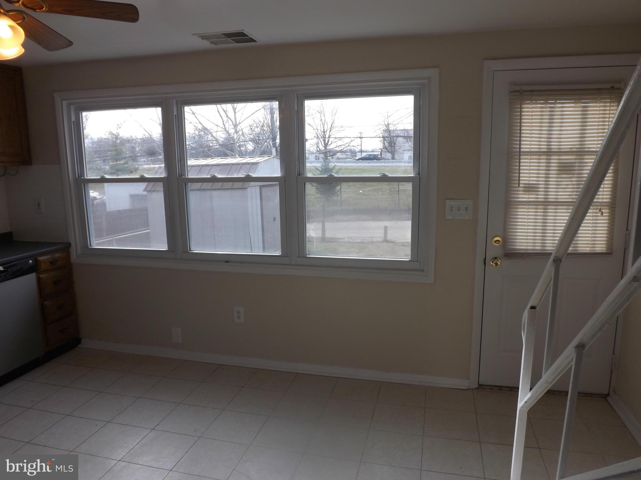2755 Yarnall Road Baltimore, MD 21227 - Photo 7 of 23 Kitchen