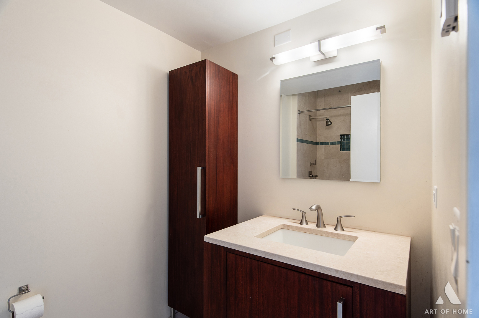 400 East Ohio Street, Unit 2902 Chicago, IL 60611 - Photo 20 of 34 a bathroom with a sink vanity and mirror