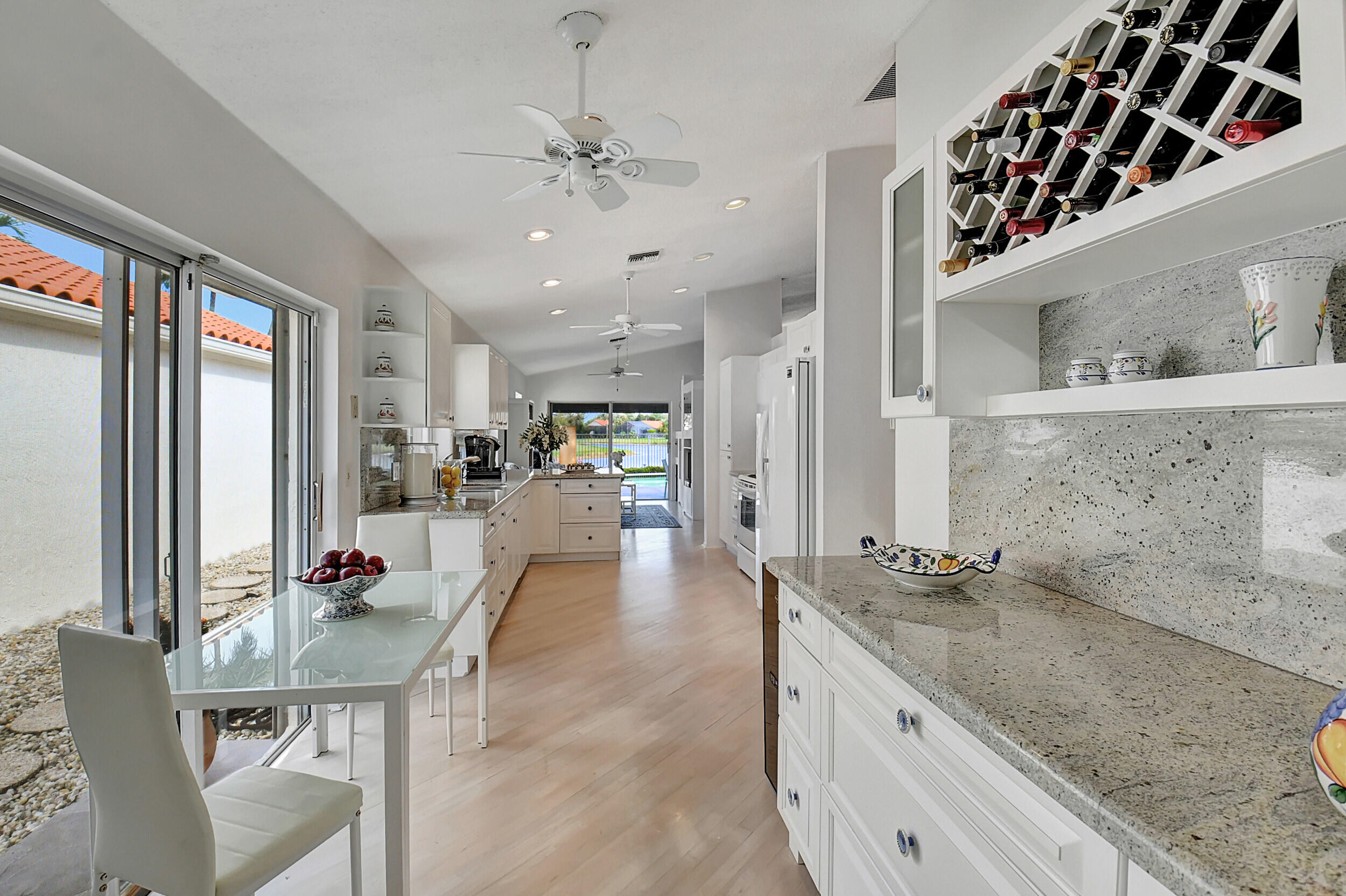 19900 Milan Terrace Boca Raton, FL 33434 - Photo 23 of 58 Breakfast area