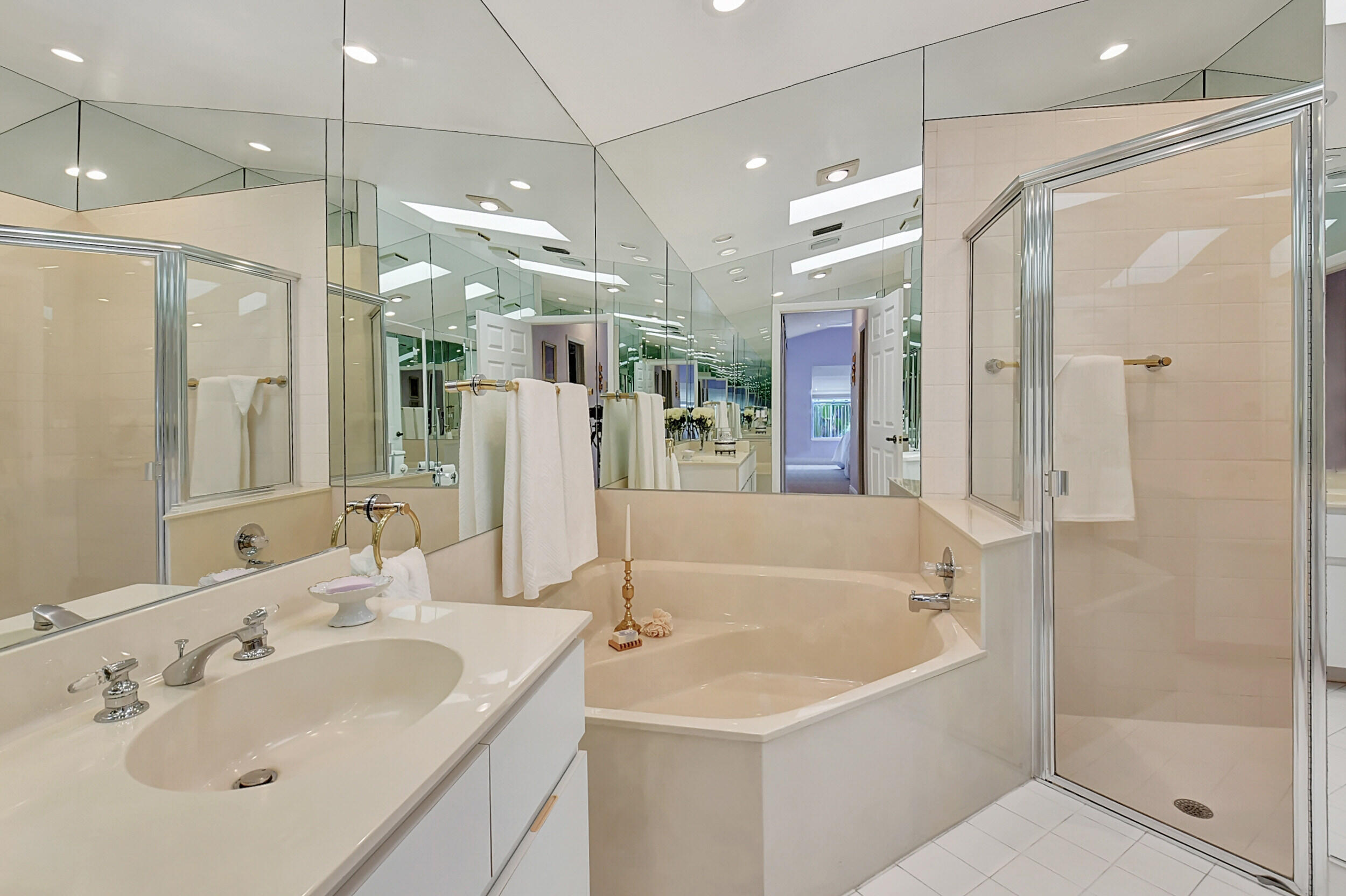 19900 Milan Terrace Boca Raton, FL 33434 - Photo 44 of 58 Primary bathroom